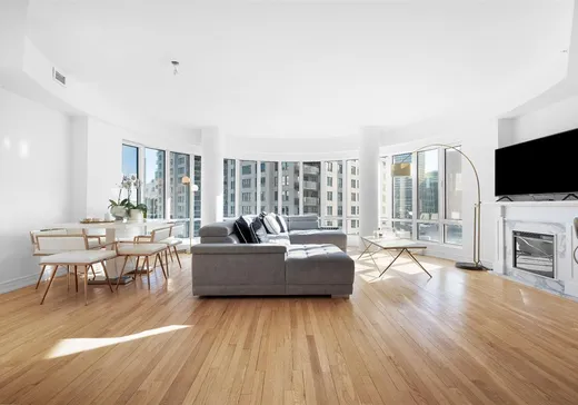 Condo à vendre - 2000 Rue Drummond, App. 1401, Montréal (Centreville), H3G 2X1