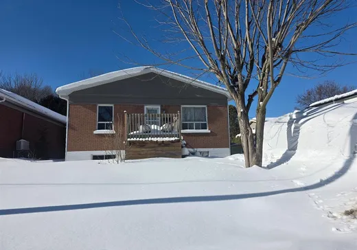 Bungalow for sale - 1351 Rue McIntosh, Sherbrooke, J1H4G6