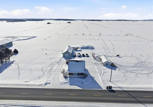 Maison à vendre - 525 10e Rang E., Saint-Nazaire-d'Acton, J0H 1V0