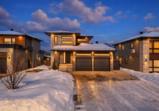 Two or more stories for sale - 5130 Av. Joseph-Bistodeau, Saint-Hyacinthe, J2R0B7