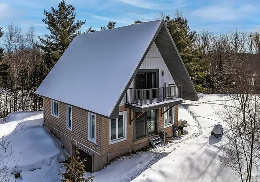 Two or more stories for sale - 58 Rue des Sapins, Saint-Janvier-de-Joly, G0S1M0