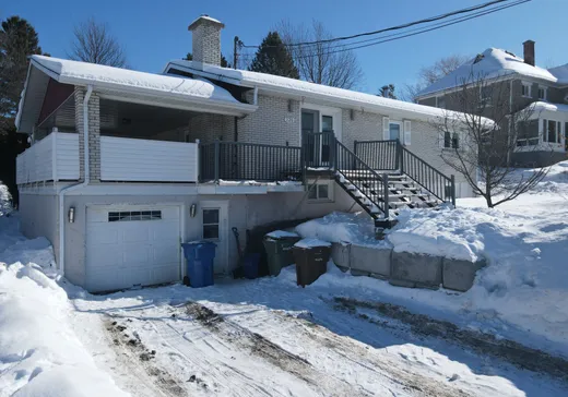 Maison à vendre - 220 Rue Nicolas-Viel, Magog, J1X 3T9