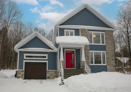 Maison à étages à vendre - 826 Rue de l'Émeraude, Repentigny, J0B2P0
