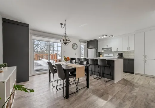 Maison à vendre - 1155 Rue Larche, Lebourgneuf, G2K 1P1