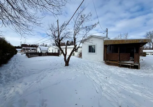 Maison à vendre - 101 Rue Gérard-L'Écuyer, Saint-Jean-sur-Richelieu, J2Y 1C1