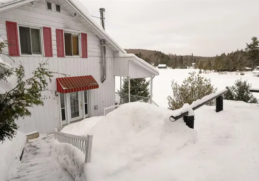 Maison à vendre - 1101 Ch. du Lac-des-Piles, Shawinigan, G9T 0B4