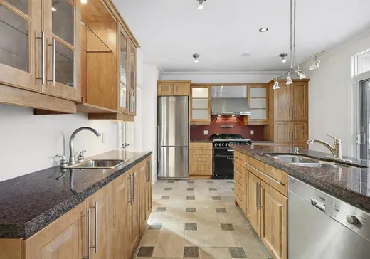 Maison à vendre - 4369Z Boul. Décarie, Montréal (Centreville), H4A 3K4