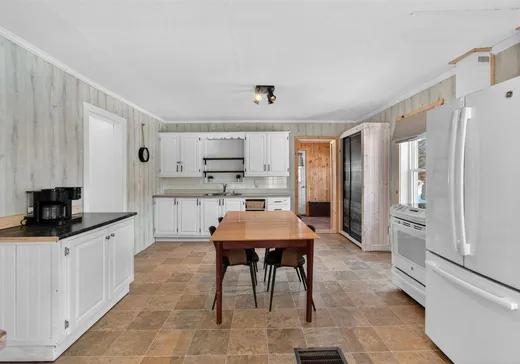 Maison à vendre - 1894 Rue du Village, Val Morin, J0T 2T0