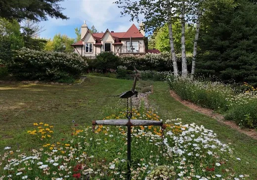 House for sale - 326 Ch. Filion, Ste-Anne-Des-Lacs, J0R 1B0