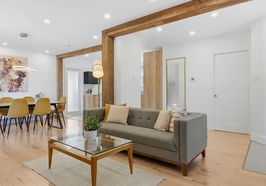 House for sale - 414 Boul. Wilson, Longueuil, J4L 1W7