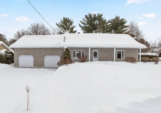 Two or more stories for sale - 5197 Rue Manet, St-Felix-De-Valois, J0K2M0