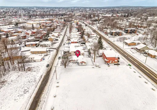 Maison à vendre - 465 Rue Bourbeau, Granby, J2G 7B7