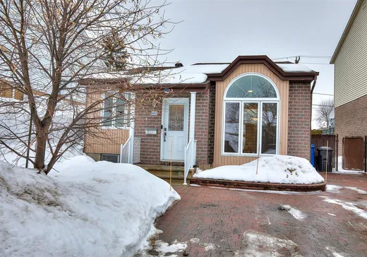 Paliers multiples à vendre - 4912 Rue Joseph-Payette, St-Hubert, J3Y9H9