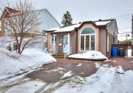 Maison à vendre - 4912 Rue Joseph-Payette, St-Hubert, J3Y 9H9