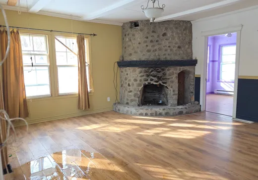 Maison à vendre - 28 65e Avenue, St-Hippolyte, J8A 1P6