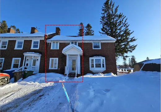 Two or more stories for sale - 2867 Rue Lawrie, Jonquière, G7S2C3