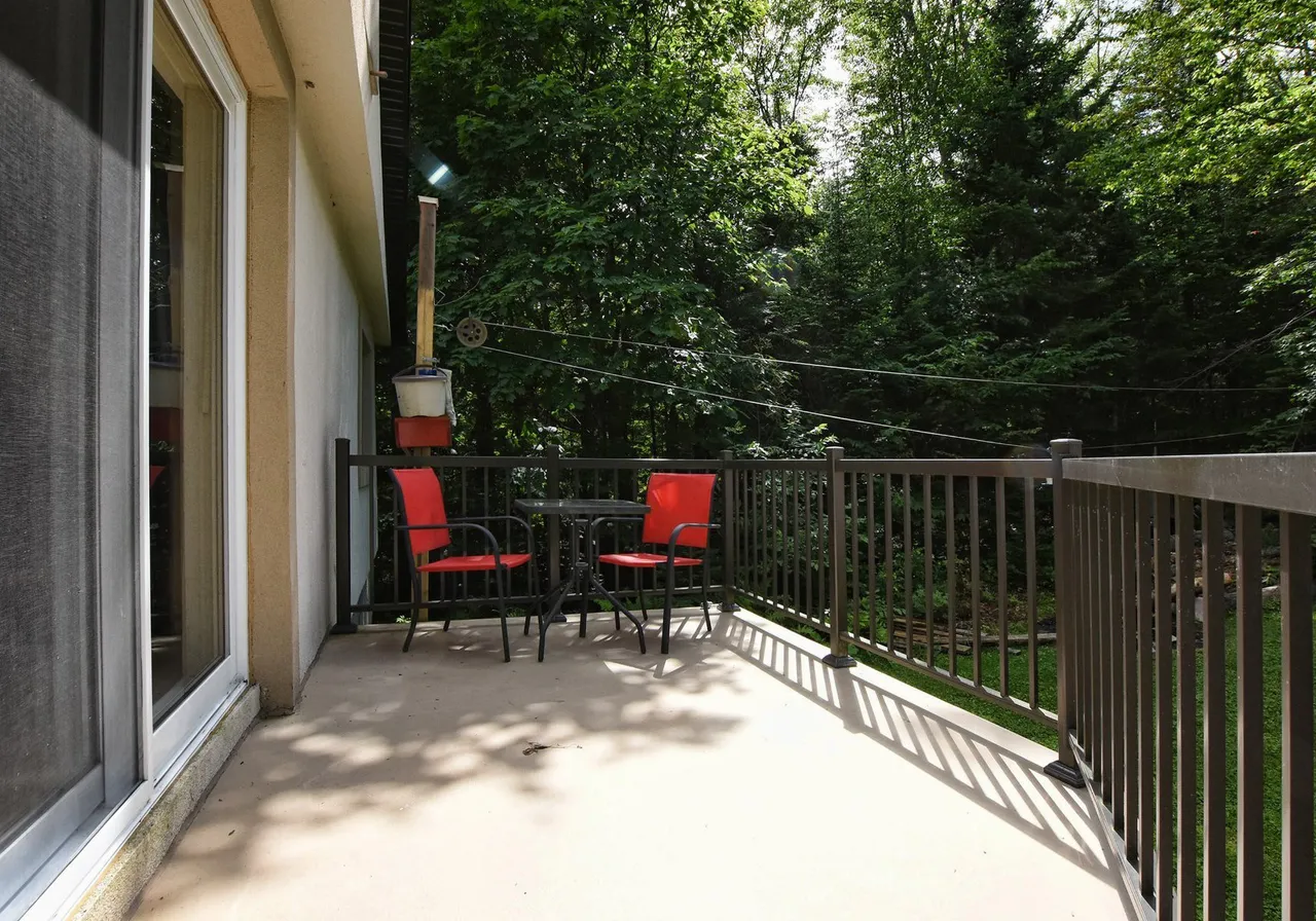 160 Rue Desroches — photo 3