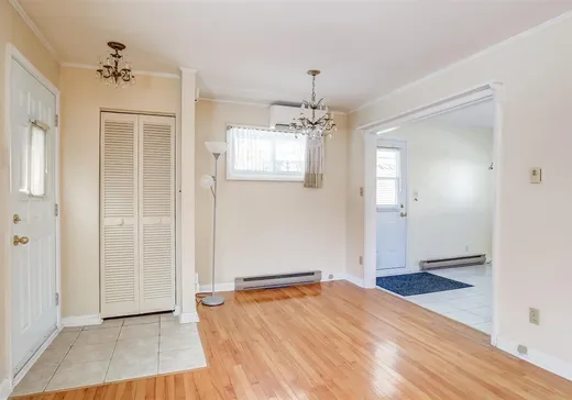 Maison à vendre - 666 Rue Guyart, Sherbrooke, J1J 2W4