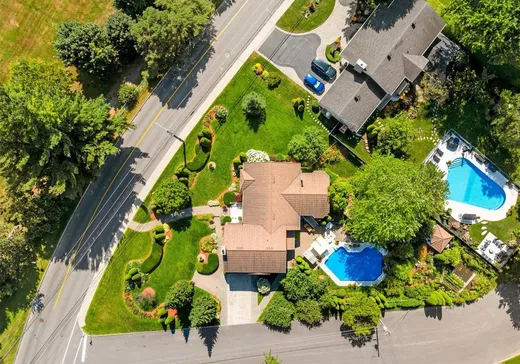 1 1/2 Storey for sale - 425 Ch. du Golf, Drummondville, J2C5L9