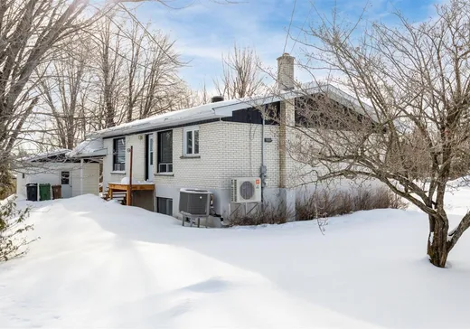 Maison à vendre - 4312 Rue Lauzon, Lac-Mégantic, G6B 1P3