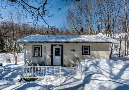 Bungalow à vendre - 150 Ch. St-Onge, St-Mathieu-Du-Parc, G0X1N0