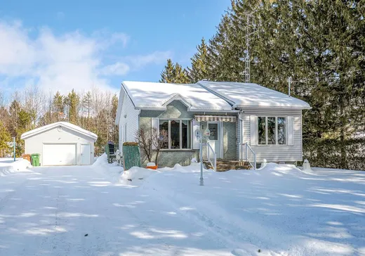 Paliers multiples à vendre - 1 Rue Roland, Saint-Christophe-D'Arthabaska, G6R1L9