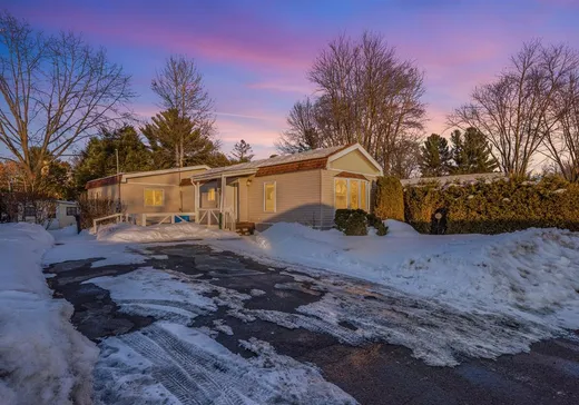 Loft for sale - 530 26e avenue du Domaine, Sainte-Marthe-sur-le-Lac, J0N 1P0