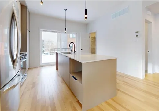 Maison à vendre - 7356 Boul. des Laurentides, Laval (Auteuil), H7H 1V8