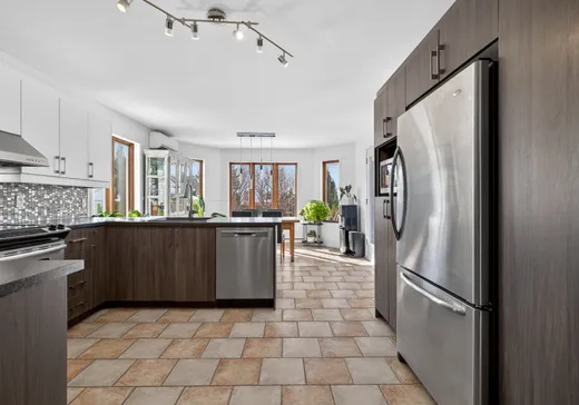 House for sale - 896 Rue des Merisiers, McMasterville, J3G 6J3