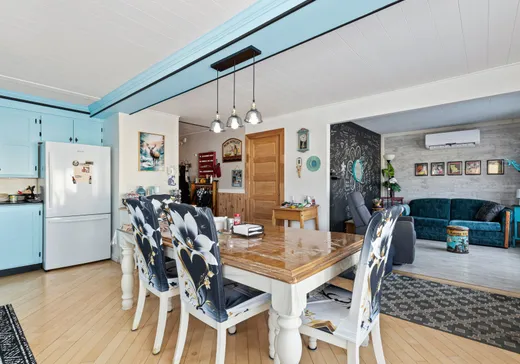 Maison à vendre - 5901 Rue Principale, Saint-Zenon, J0K 3N0