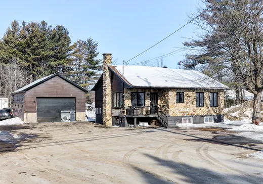 Maison à étages à vendre - 2490 Boul. Ste-Sophie, Saint-Jérôme, J5J2V3