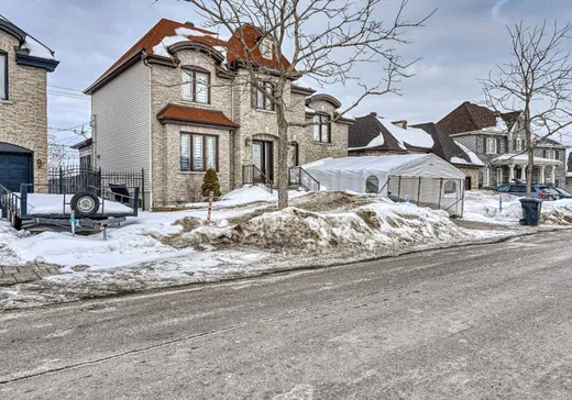 Maison à vendre - 680 Av. des Grands-Prés, Lachenaie, J6V 0A4
