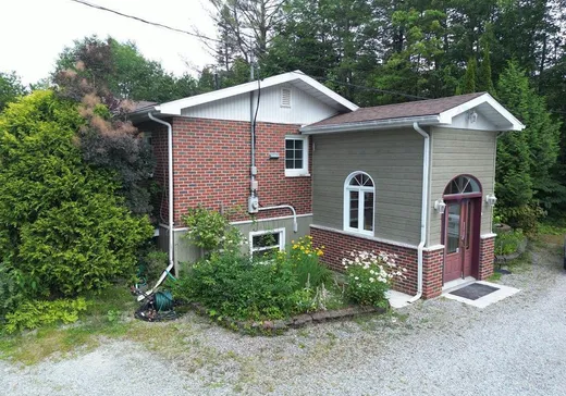 Maison à vendre - 5898 Rue Dugrenier, Rock Forest, J1N 0A7