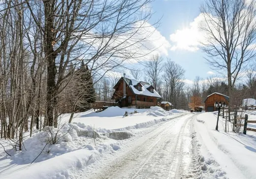 Fermette à vendre - 580 Ch. de la Carrière, St-Hippolyte, J8A1E9