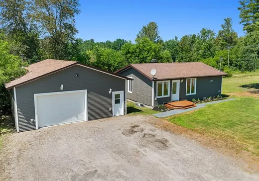 House for sale - 227 Ch. de la Chute, Mansfield-et-Pontefract, J0X 1R0