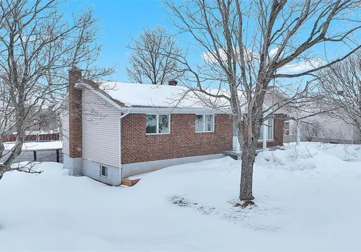 Maison à vendre - 30 Place des Lilas, Rimouski, G5M 1B9