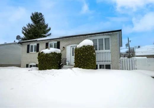 Bungalow à vendre - 3765 Rue de Cambrai, Laval (Saint-François), H7B1C3