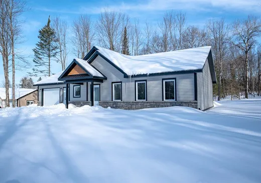 Maison à vendre - 127 Rue des Ruisseaux, Val des Sources, J1T 0B2