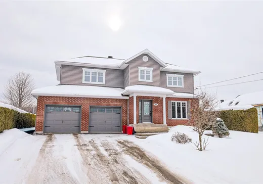 Maison à vendre - 26 Boul. Léon-Couture, Saint-Christophe-D'Arthabaska, G6R 0J7