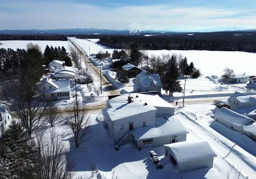 Maison à vendre - 4581 Rue Principale, Lac-Mégantic, G0Y 1G0