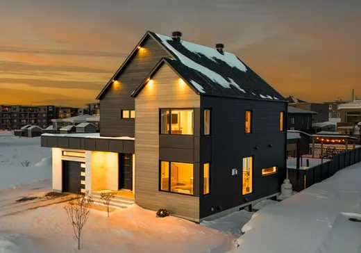 Maison à vendre - 3464 Rue Éva-Tanguay, Sherbrooke, J1L 0K3