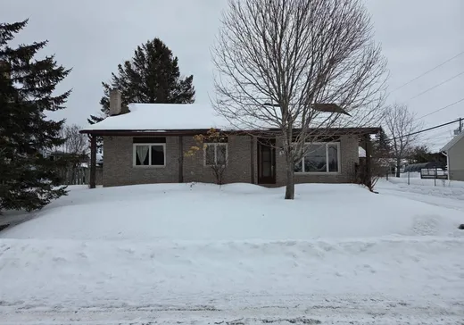 Bungalow à vendre - 12 Rue de Gentilly, Gatineau, J8R2E7