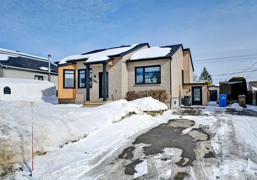 House for sale - 605 Rue de Serres, Terrebonne, J6Y 1M9