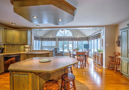 House for sale - 27 Rue de l'Érablière O., St-Hippolyte, J8A 1A3