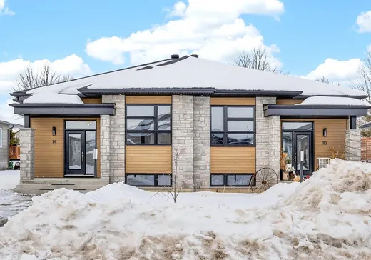 House for sale - 14 Rue Charles-Powell, Bromont, J2L 0S4