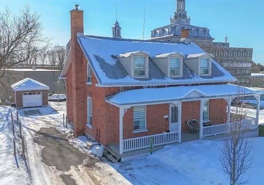 House for sale - 925 Boul. des Bois-Francs S., Victoriaville, G6P 5W1