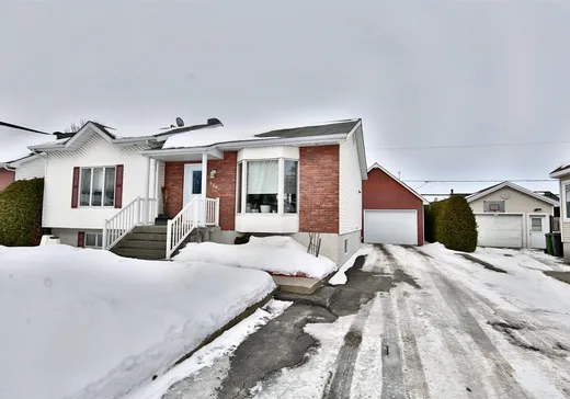 Bungalow à vendre - 539 Rue Dion, St-Dominique, J0H1L0