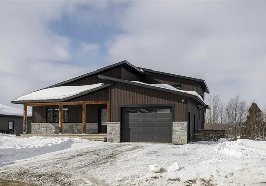 Bungalow for sale - 824 Rue Mcauley, Coaticook, J1A0C1