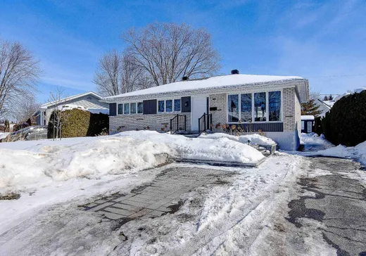 Two or more stories for sale - 321 Rue Rodin, Beloeil, J3G3K8