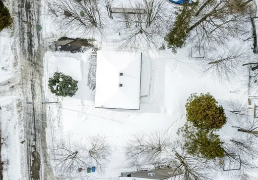 Maison à vendre - 395 Rue Ste-Thérèse, Sainte-Sophie, J5J 2S9